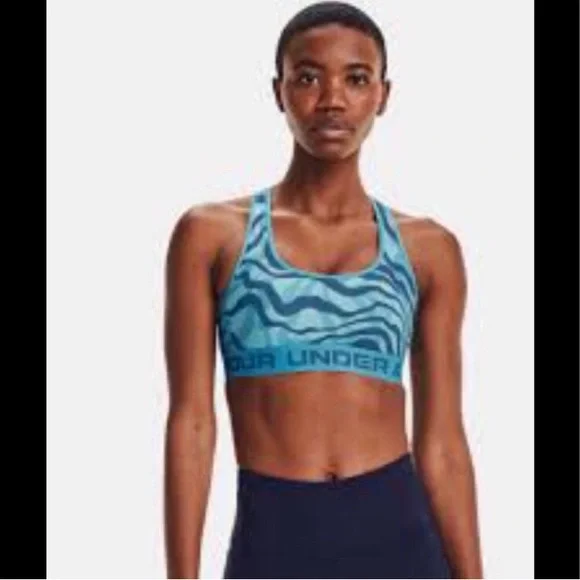 Under Armous sports bra - Picture 1 of 3